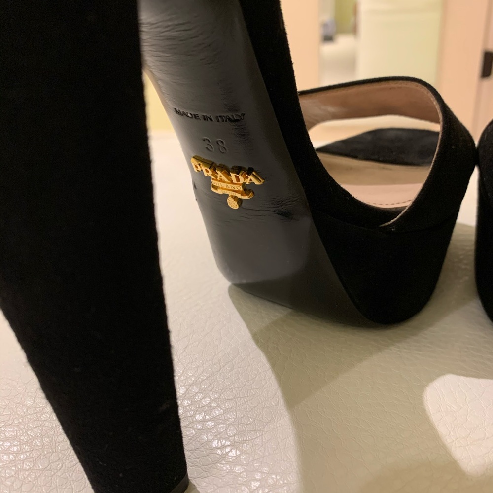 Prada Platform Heels Black Suede Ankle Strap Open Toe Size 38 - Picture 6 of 6